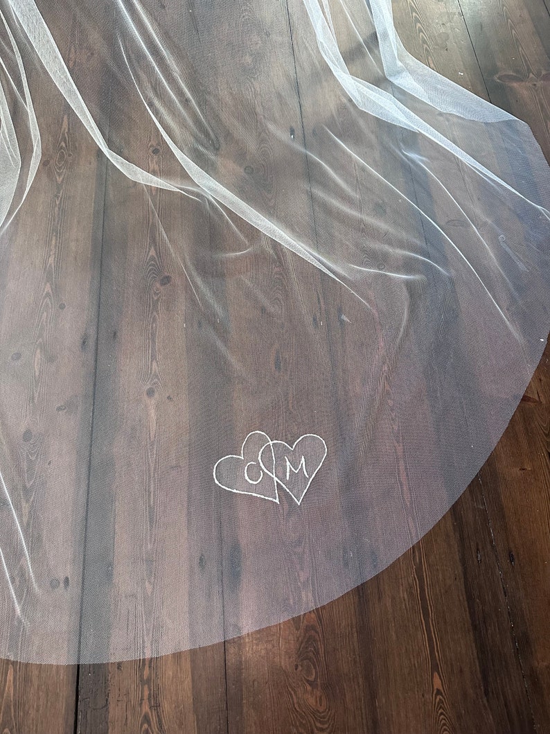Entwined hearts embroidered veil appliqué, embroidered hearts, embroidered wedding veil, veil embroidery FREE DELIVERY image 7