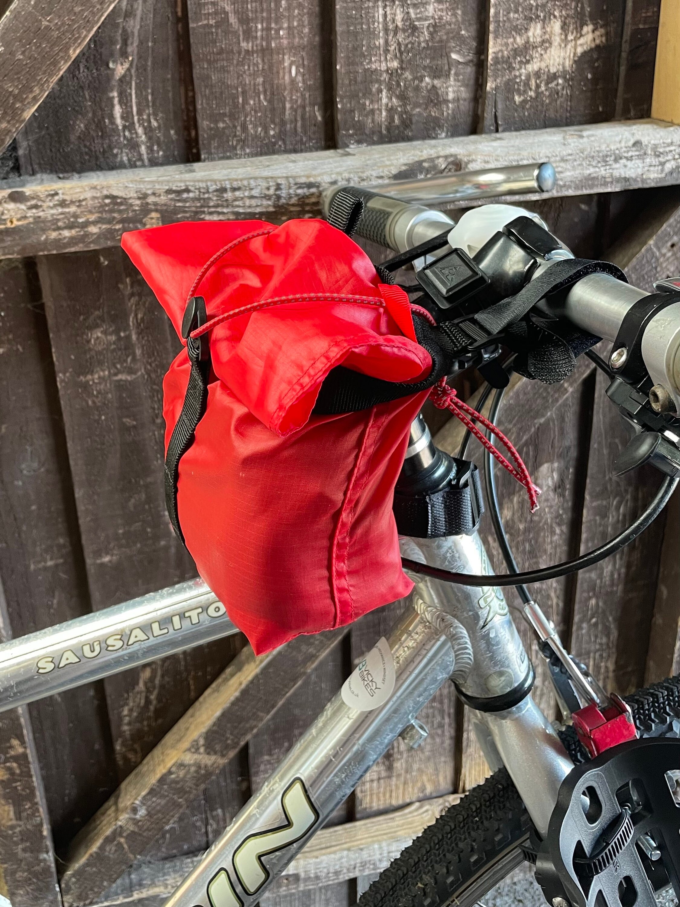 SMALLER Handmade Handlebar Bike Bag sustainable features. Etsy