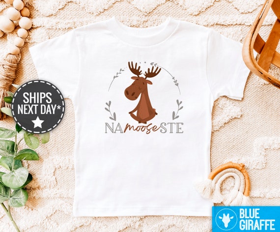 Na-Moose-Te Funny Moose Funny Yoga T-Shirt Flower Boho Style Na-Moose-Te Funny Moose Funny Yoga T-Shirt Flower Boho Style