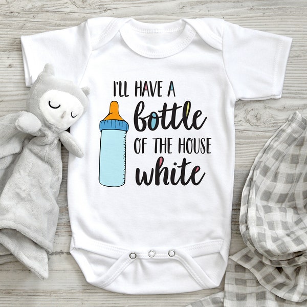 Ich habe eine Flasche des Hauses Weißer Strampelanzug® - Lustiger Baby-Body® - Süße Wein-Baby-Kleidung - Babypartygeschenk