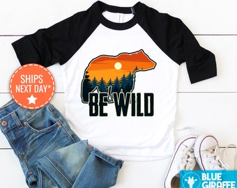 Chemise Be Wild pour tout-petit, raglan coucher de soleil pour enfants, t-shirt ours, t-shirt aventure pour enfants