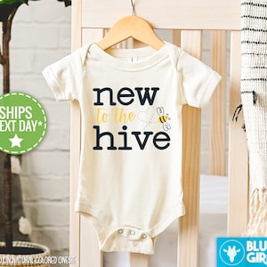 Neu im Bienenstock Onesie®, Bee Onesie®, Neuer Babybody, Bumble Bee-Babypartygeschenk, Unisex-Babykleidung, Bug-Babykleidung