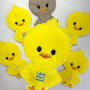 Five Little Ducks Finger Puppet Set