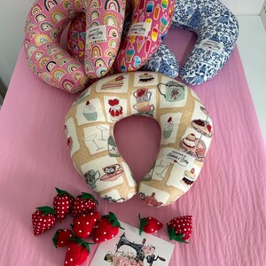 Minnie travel pillow hot sale