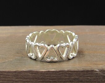 Size 4.75 Sterling Silver Tarnished Love Hearts Band Ring