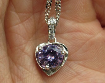 Vintage 17 Inch 925 Sterling Silver Cute Purple CZ Diamond Heart Pendant Necklace Wedding Engagement Anniversary Gift Idea Beautiful