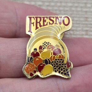 Vintage Fresno California Cornucopia Fruit Basket Enamel Souvenir Pin A8188