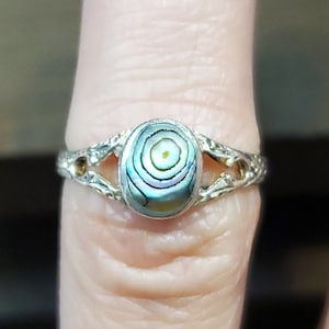 Size 5.75 925 Sterling Silver Small Oval Abalone Ring