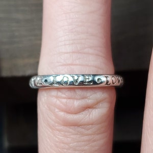 Size 6 Sterling Silver Cute Multiple Love Word Band Ring