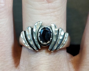 Size 8.5 925 Sterling Silver Unique Design Hematite Stone Ring