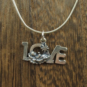 16&quot; Sterling Silver Odd Love Word Pendant Necklace Vintage Minimalist Everyday Simple Beauty Statement Unique Pretty Cute