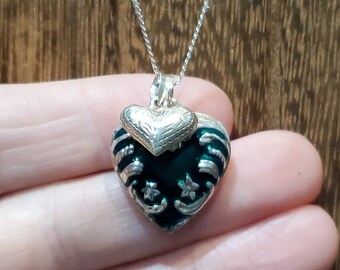 16 Inch 925 Sterling Silver Green Enamel Beautiful Heart Pendant Necklace