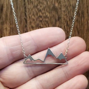 18 Inch 925 Sterling Silver Mountain Range Necklace