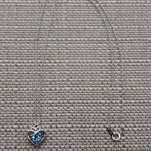 18 Inch Sterling Silver Stunning Blue Topaz Heart Gem Necklace A3777
