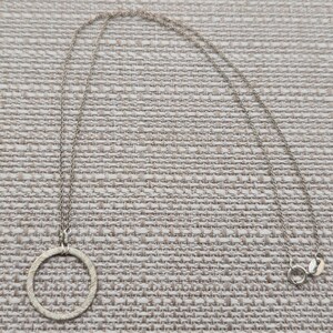 16 Inch Sterling Silver Tarnished Textured Circle Necklace A4072