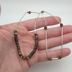 16 Inch Sterling Silver Brown Wood And Tiger&#39;s Eye Necklace B95