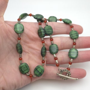 17 Inch Sterling Silver Unique Green Stones Necklace B127