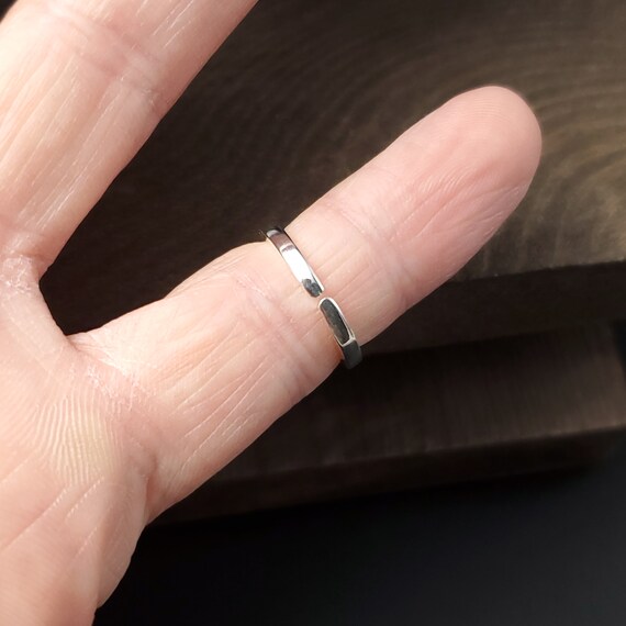 Size 3 Sterling Silver Small Solid B Shape Toe Ba… - image 2