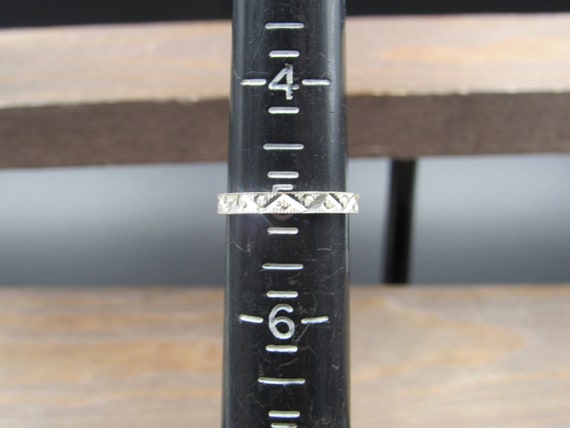 Size 5 Sterling Silver Cool Pattern Textured Band… - image 5