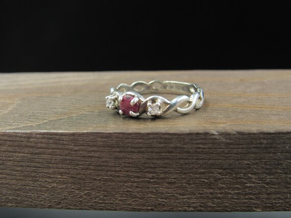 Size 7 Sterling Silver Rustic Rough Ruby And CZ G… - image 3