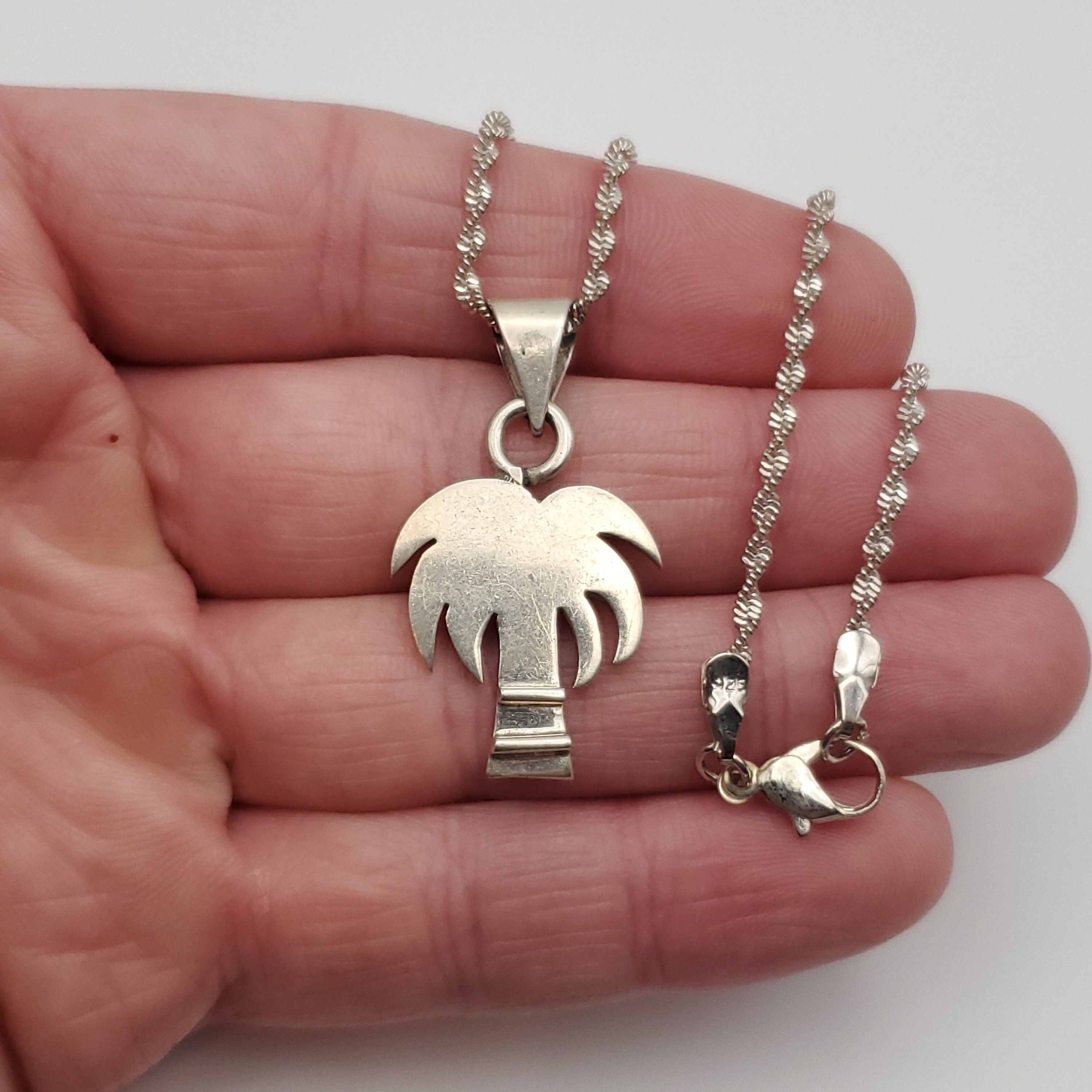 CRAFTD London ネックレス ICED PALM TREE PENDANT SILVER ICEDPalmPendant.png?v=
