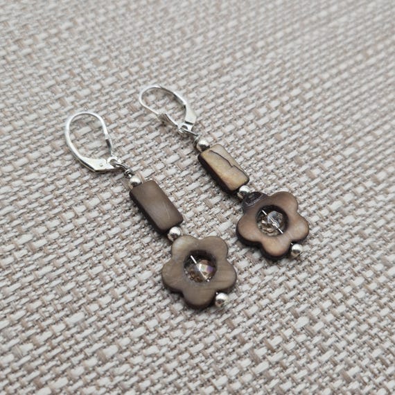 Sterling Silver Flower Brown Shell Dangle Earring… - image 2