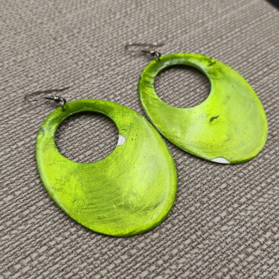 Silver Plated Large Green Shell Dangle Earrings B… - image 2