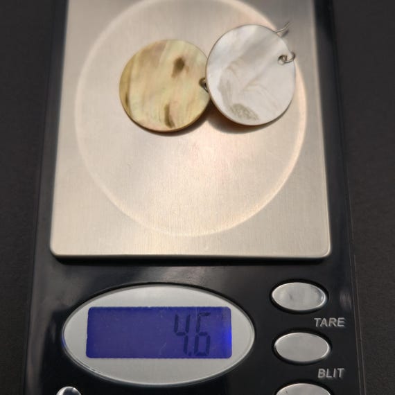 Silver Plated Circle Cream Shell Dangle Earrings … - image 5