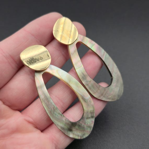 Gold Plated Large Oval Shell Dangle Earrings B926 - image 2