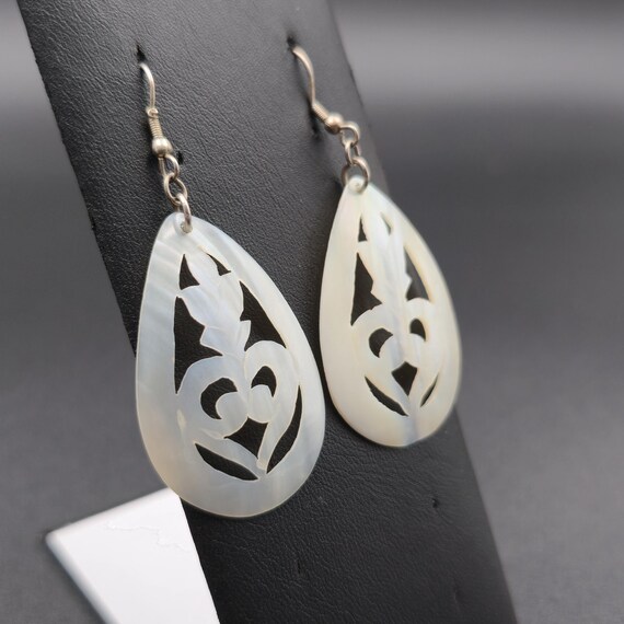 Silver Plated Cutout Design White Shell Handmade … - image 2