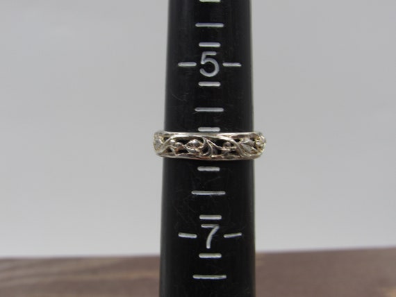 Size 6 Sterling Silver Rustic Floral Band Ring Vi… - image 5
