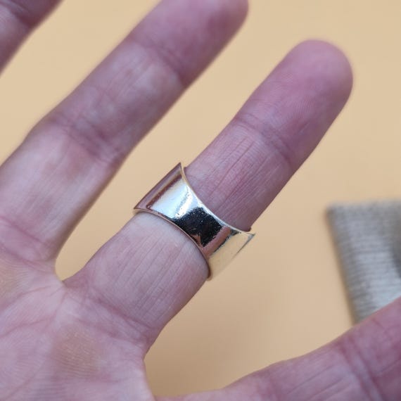 Size 5.75 Sterling Silver Rectangle Shell Petite … - image 5