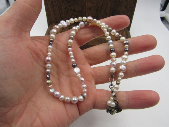 18" String Of Pearls Necklace Vintage Costume Jew… - image 2