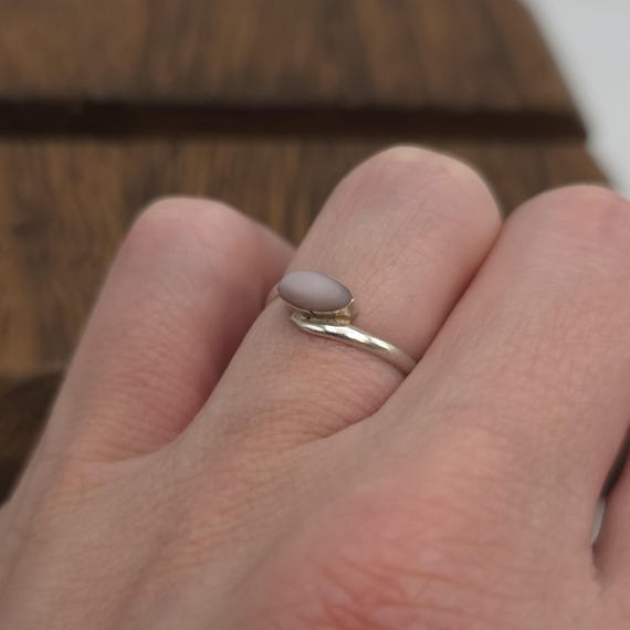 Size 6.25 Sterling Silver Rustic Worn Shell Ring … - image 2