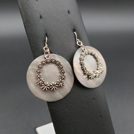 Silver Plated Large Circle Shell Unique Accent Ea… - image 2