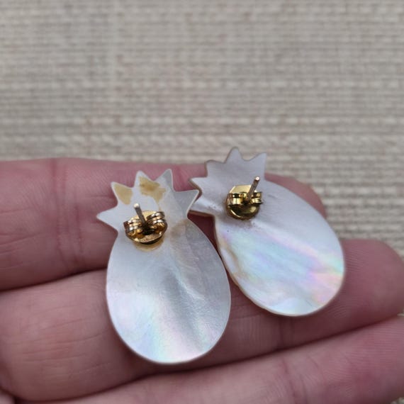 Gold Plated Carved Pattern Shell Pineapple Earrin… - image 3
