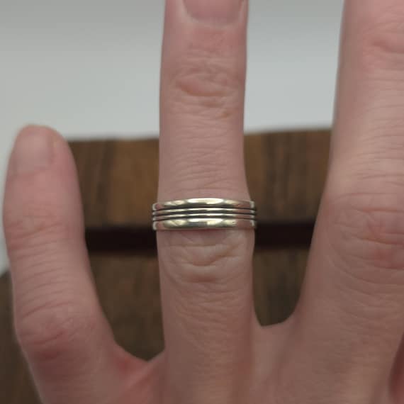 Size 7 Sterling Silver Simple Pattern Open Style … - image 1