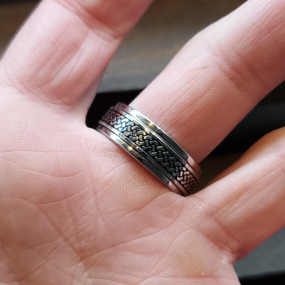 Size 12 Silver Tone Bight Celtic Pattern Spinner … - image 2