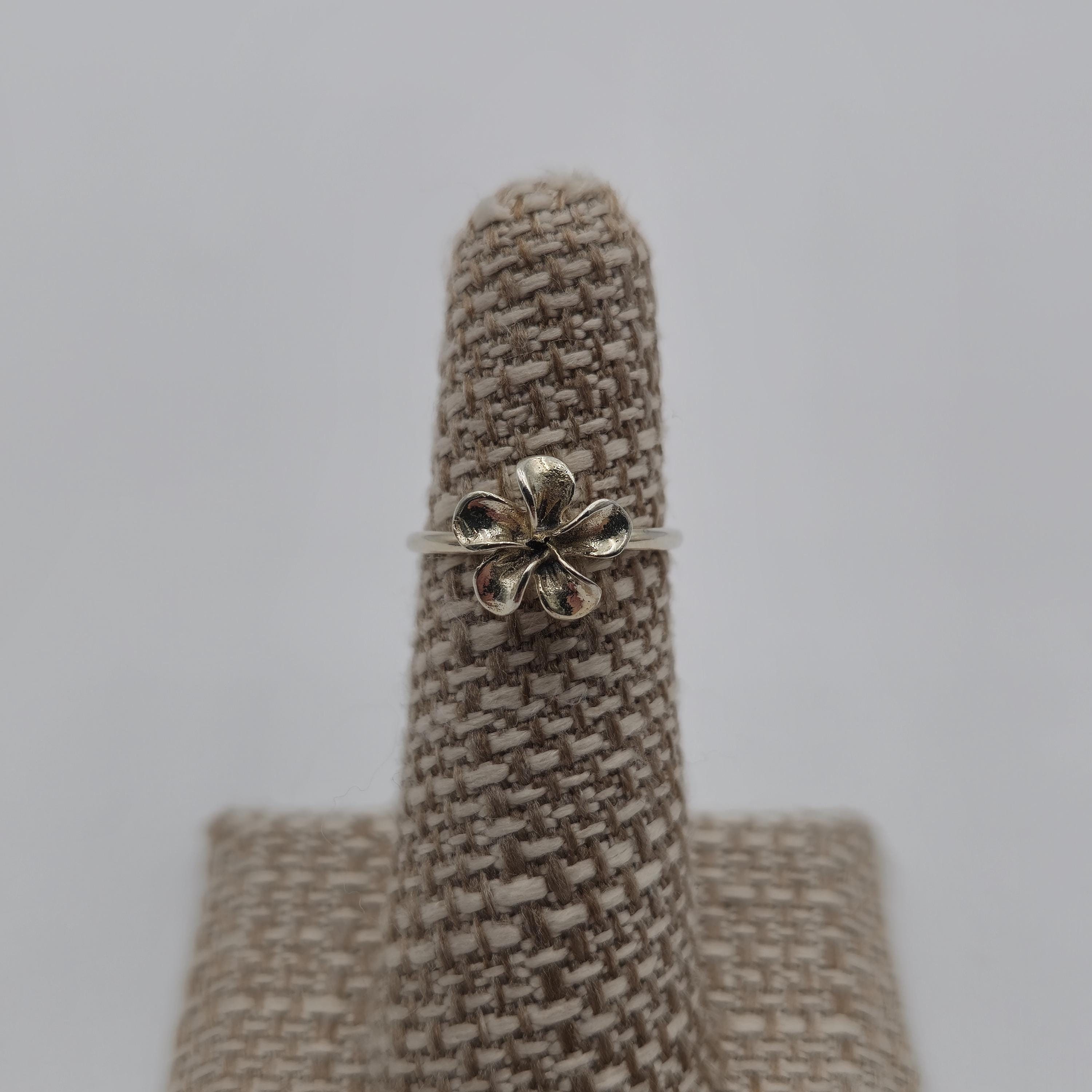 Size 4.75 Sterling Silver Cute Flower Ring A2444 - Etsy