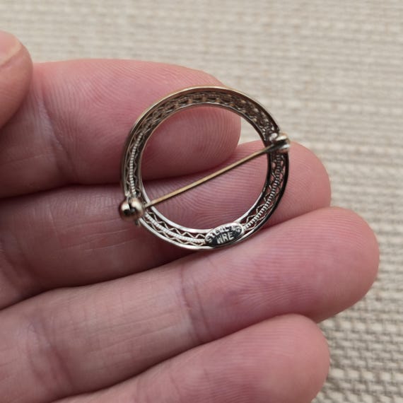 Sterling Silver Beautiful Unique Pattern Pin Broo… - image 3