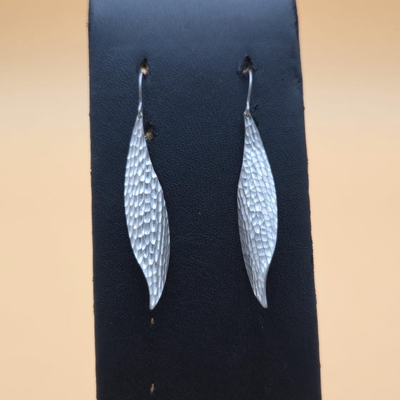 Sterling Silver Leaf Style Pattern Long Dangle Ea… - image 1