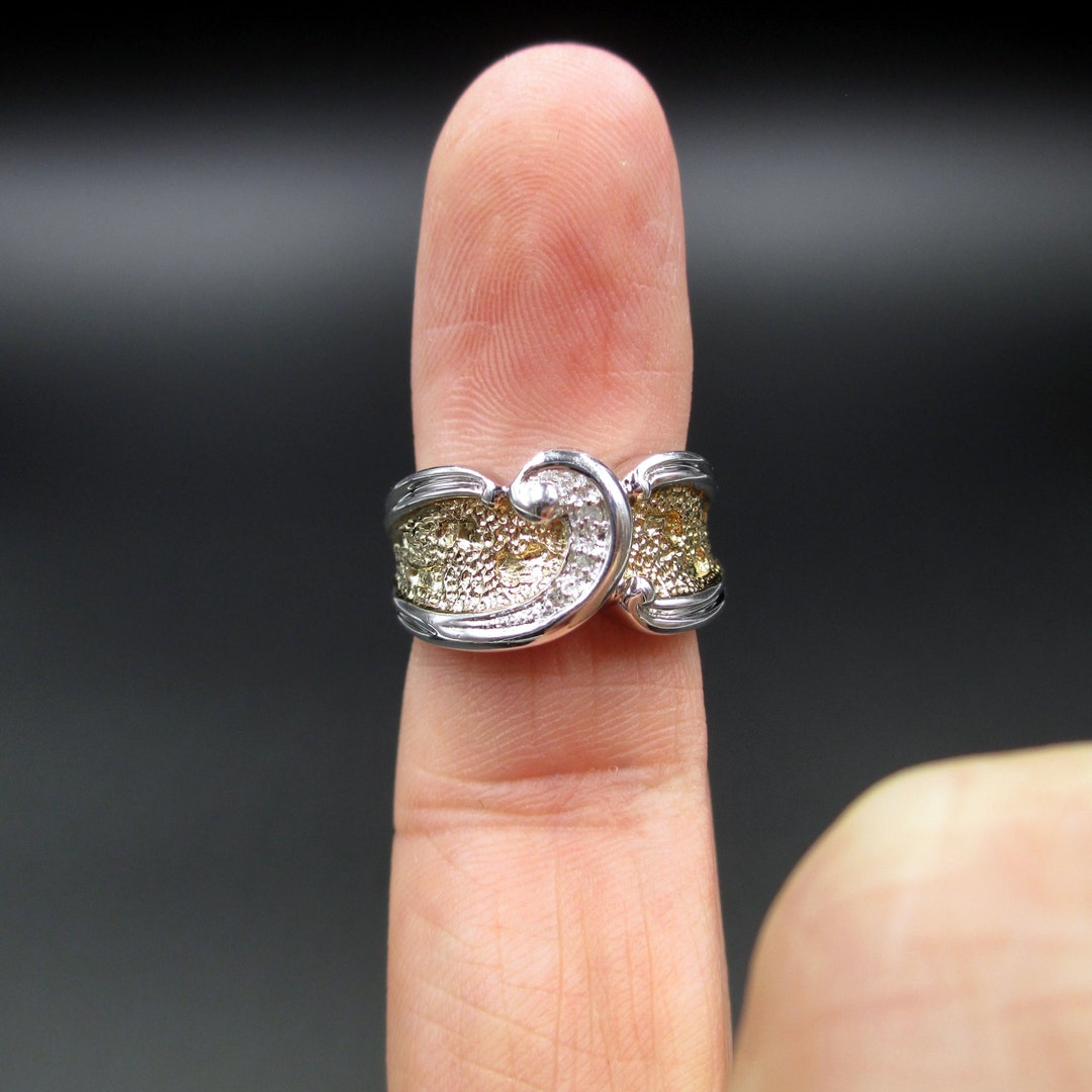 Vintage Size 5.25 Two Tone 925 Sterling Silver Diamond Band