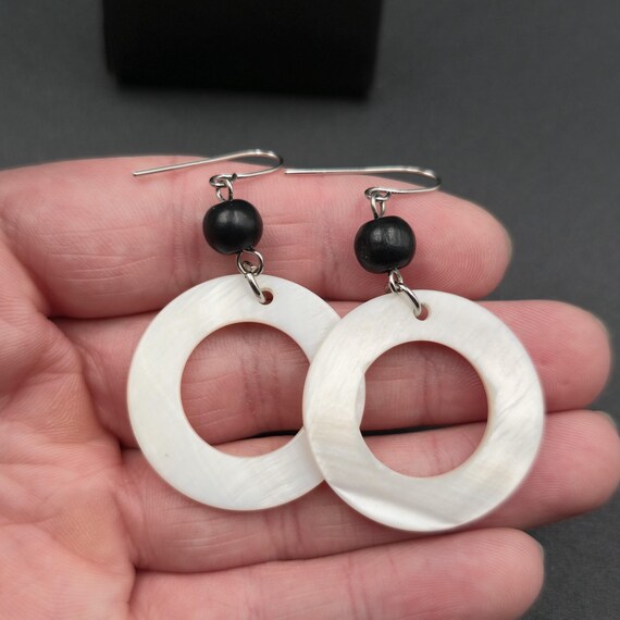 Silver Plated Circle Shell Simple Handmade Earrin… - image 3