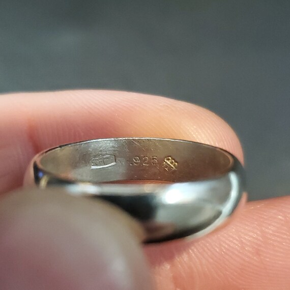 Size 8 925 Sterling Silver Heavy Solid Ring - image 3