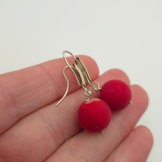 925 Sterling Silver Sphere Red Shell Dangle Earri… - image 3