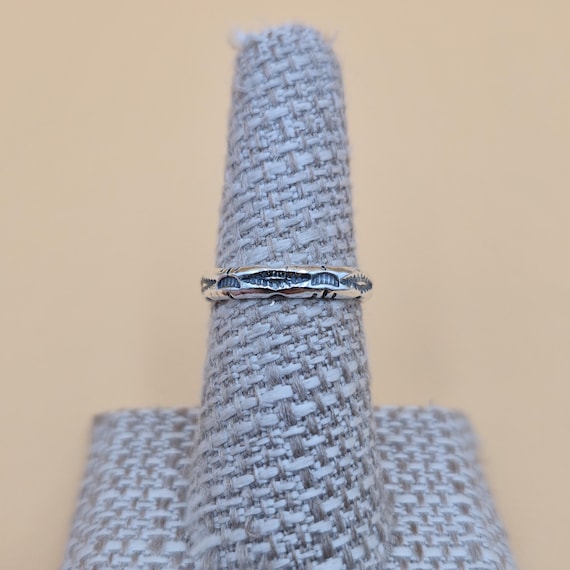 Size 7 Sterling Silver Native Style Pattern Band … - image 1