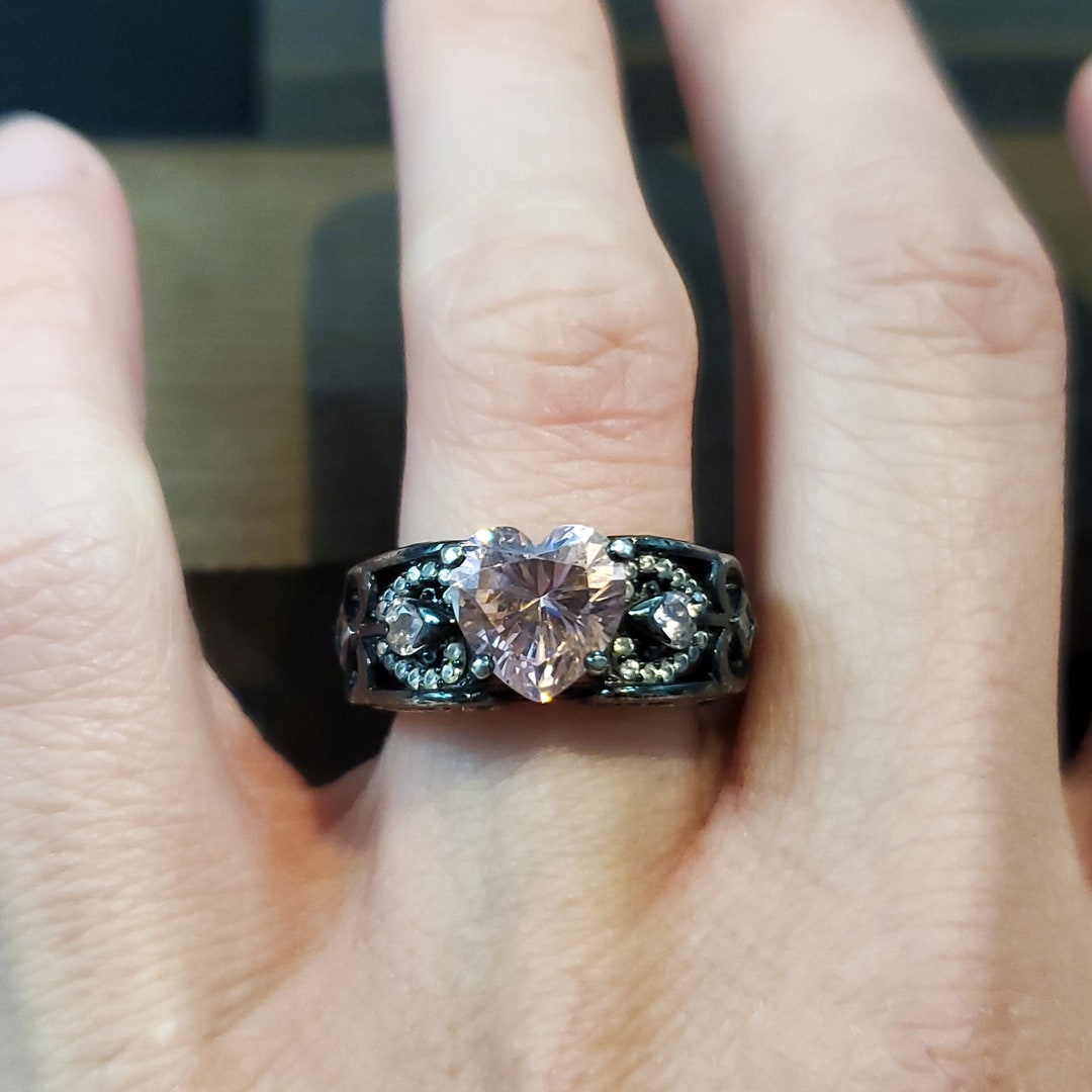 Size 6 925 Sterling Silver Dark Tone Vancaro Cubic Zirconia Heart Ring Etsy