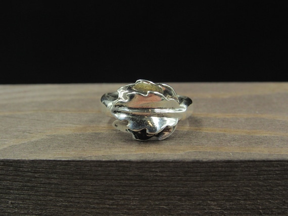 Size 5.75 Sterling Silver Rustic Leaf Design Band… - image 1