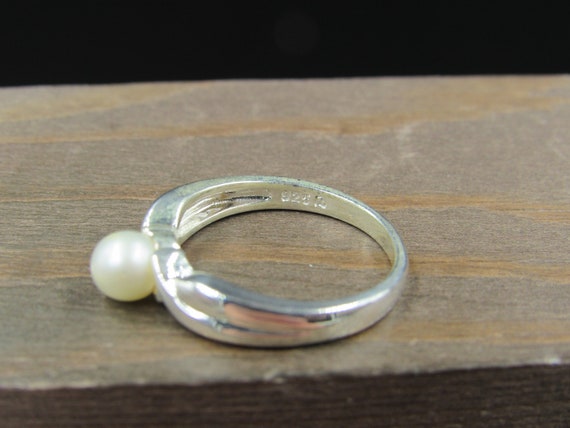 Size 7 Sterling Silver Simple White Pearl Cute Ba… - image 3