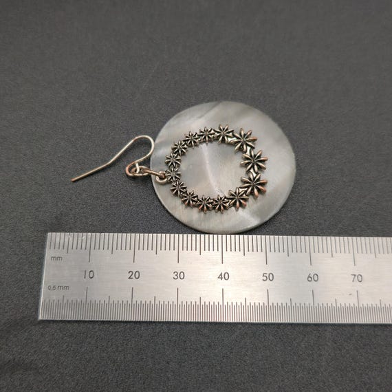 Silver Plated Large Circle Shell Unique Accent Ea… - image 4